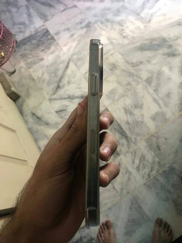 IPhone 13 pro max available 256jv 1