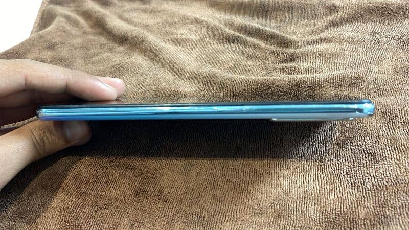 oppo F15 condition 10/10 3