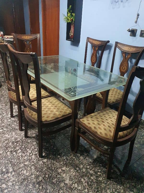 slightly used dining table with 6 chairs 8