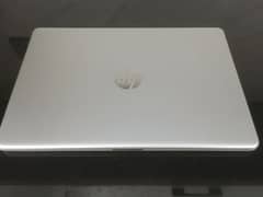 hp 15 dy 1078 nr i7 10 gen 8 gb ram 500 gb asd