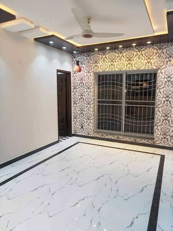 6 Bedroom One Servant Room Attach Washroom For Rent G 13 Islamabad 11