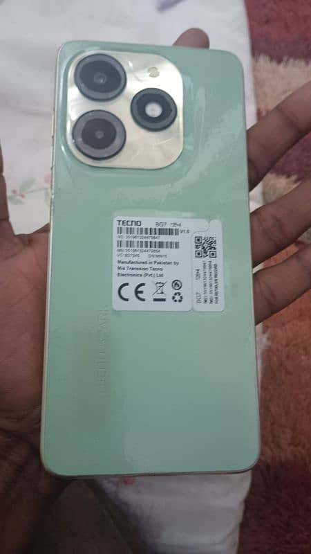 Tecno spark 20C 4GB 128 Only mobile and original charger 0