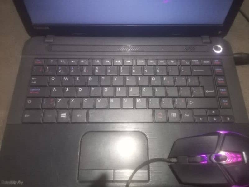 Toshiba satellite pro laptop core i3 4