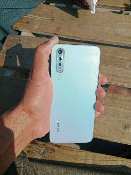 vivo s1 1