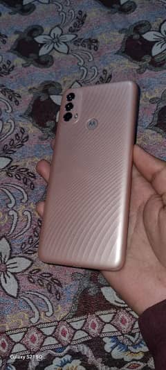 Moto e40