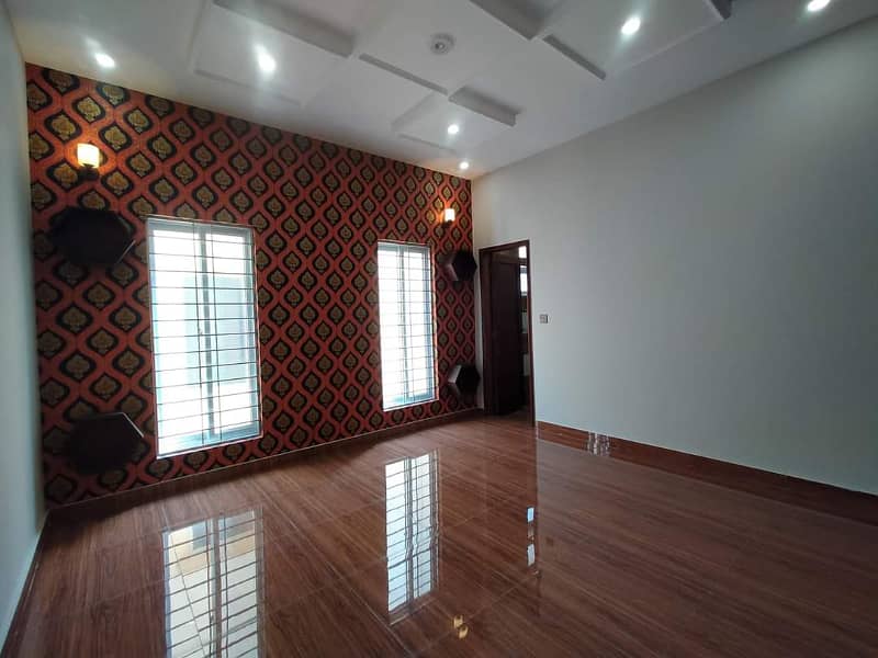 10 MARLA BRAND NEW UPPER PORTION FOR RENT IN PUNJAB SOCIETY PHASE TOW COLLEGE ROAD LAHORE 4