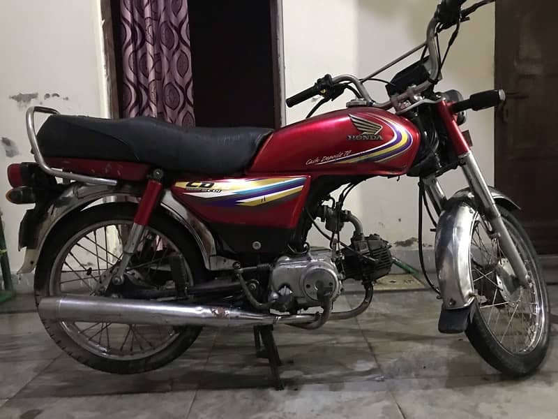 Honda cd 70 red 2014 2