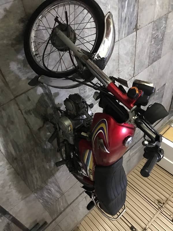 Honda cd 70 red 2014 3