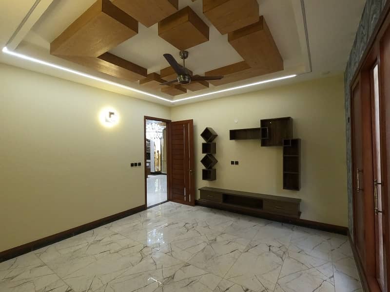 A Prime Location 416 Square Yards House Is Up For Grabs In North Nazimabad 4