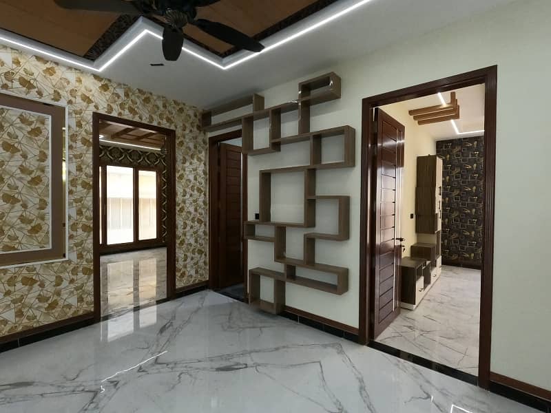 A Prime Location 416 Square Yards House Is Up For Grabs In North Nazimabad 31