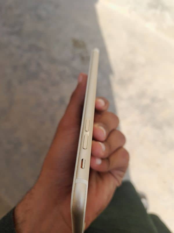 iphone 6 plus just casing. 2