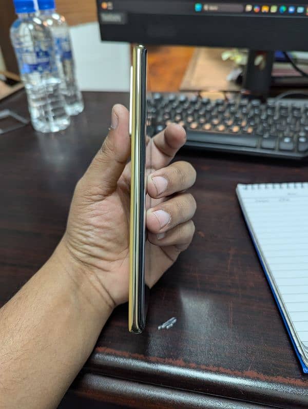 infinix note 40 pro 256gb 3