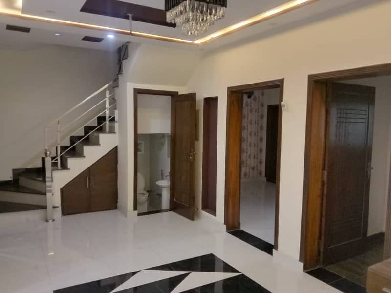 5 Marla Brand New House For Sale In LDA Approved Area In Olc-B Block, Bahria Orchard Lahore. 3