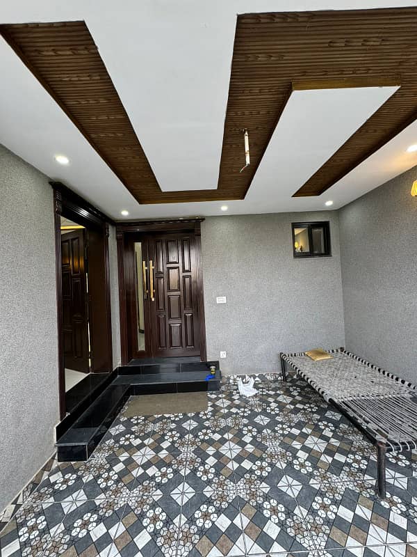 5 Marla Brand New House For Sale In LDA Approved Area In Olc-B Block, Bahria Orchard Lahore. 4