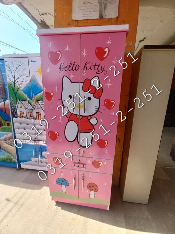 kids wardrobe size 2.5x6 feet 0