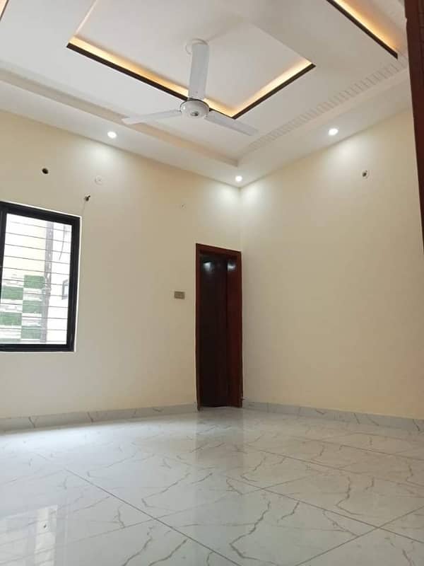 5 Marla Beautiful House Available For Sale In Johar Town 0