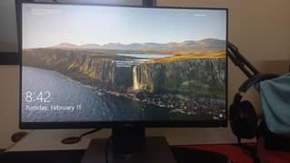 Dell ultrasharp borderless monitor