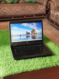 Dell Laptop, i5 4th Gen, 2 GB Graphic Card