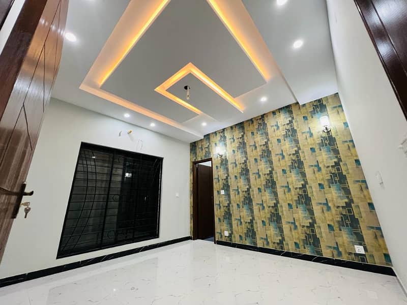 Super Luxury 8 Marla Brand New House For Sale In D Block Bahria Orchard Lahore 4