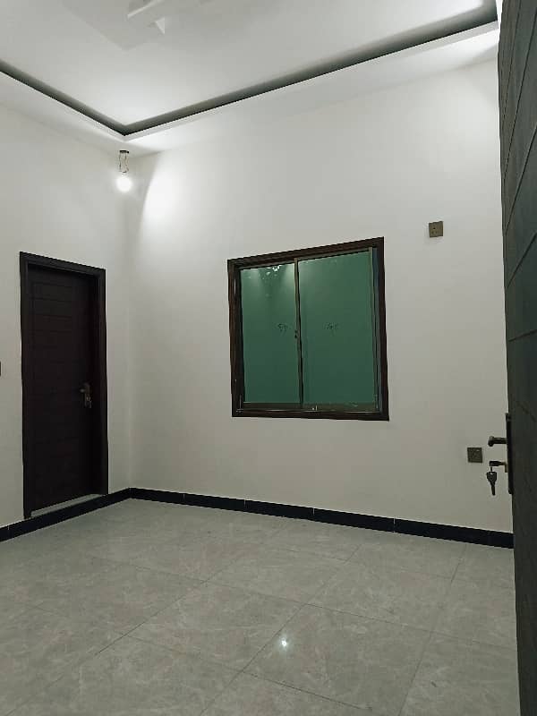 North Nazimabad Block D 3 Bed DD Huge Bed Rooms Near To Aslam Market 600 Yards Category 8