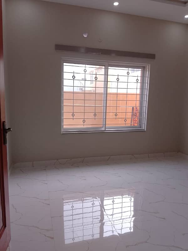 Facing Park 8 Marla Newly Build House With Premium Amenities Is Ready For Sale In D Block 43