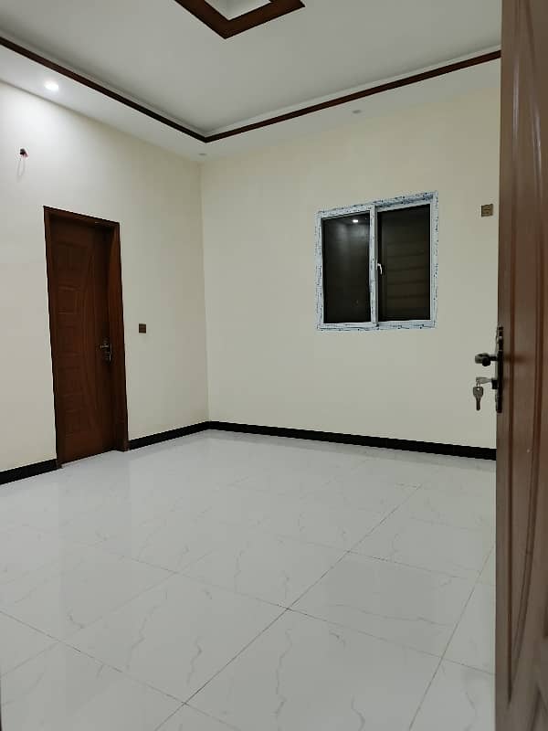 North Nazimabad Block D 3 Bed DD 1st Floor 3 Attached Washrooms Near To Aslam Market 0