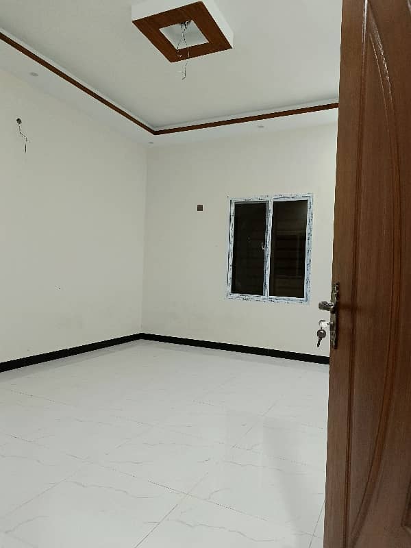 North Nazimabad Block D 3 Bed DD 1st Floor 3 Attached Washrooms Near To Aslam Market 4