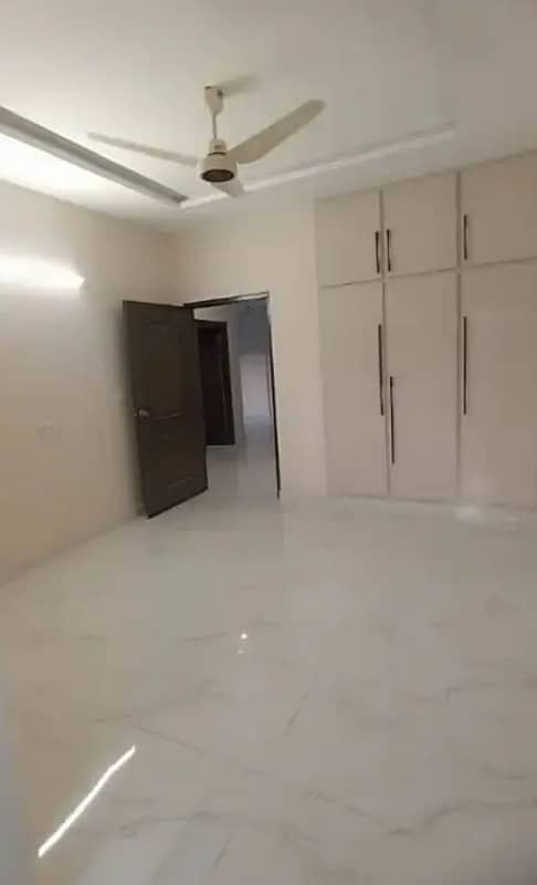 G-11/3 Warda Hamna Brand New Building 4 Flat For Sale 3