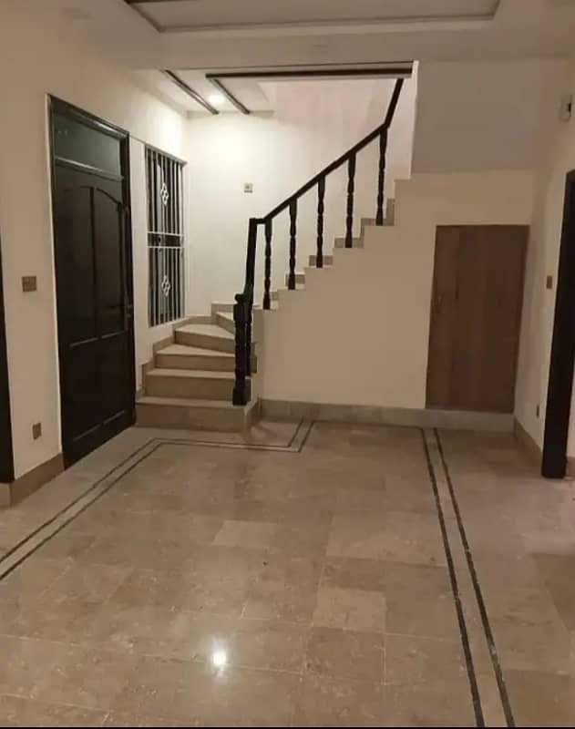 Fully Renovated 25*60 Double Story House For Rent 9