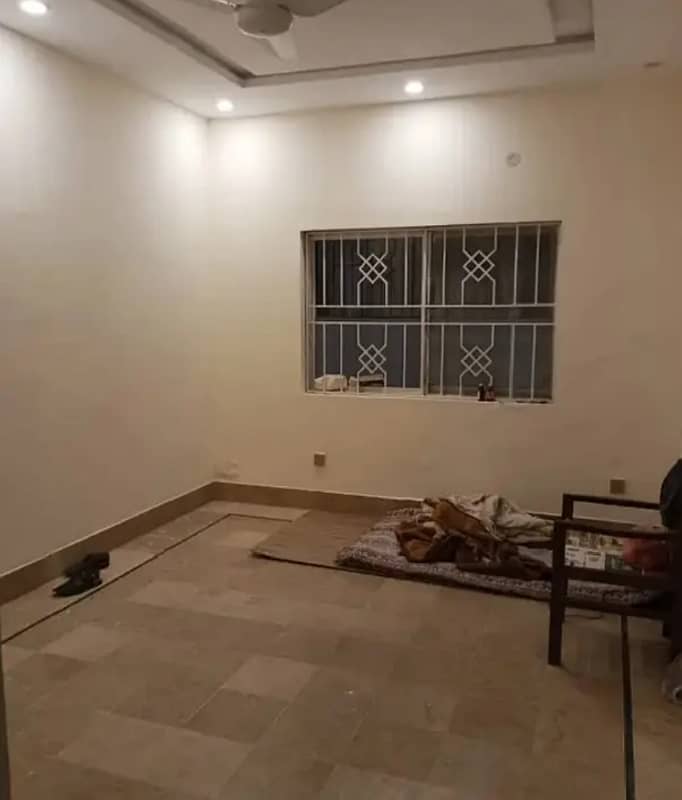 Fully Renovated 25*60 Double Story House For Rent 14