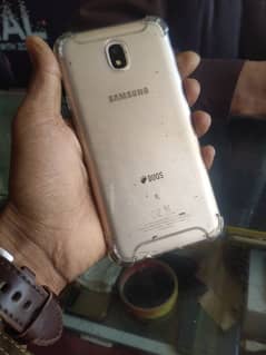 i have j7 pro . . . pta approvd lcd damag