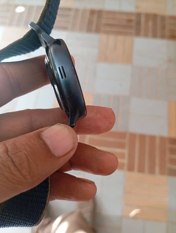 I am selling my Samsung active 2 watch 44 mm 2