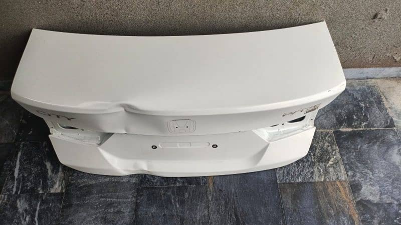 Honda City Car Trunk Lid/Diggi in White Colour (Model 2022) 0