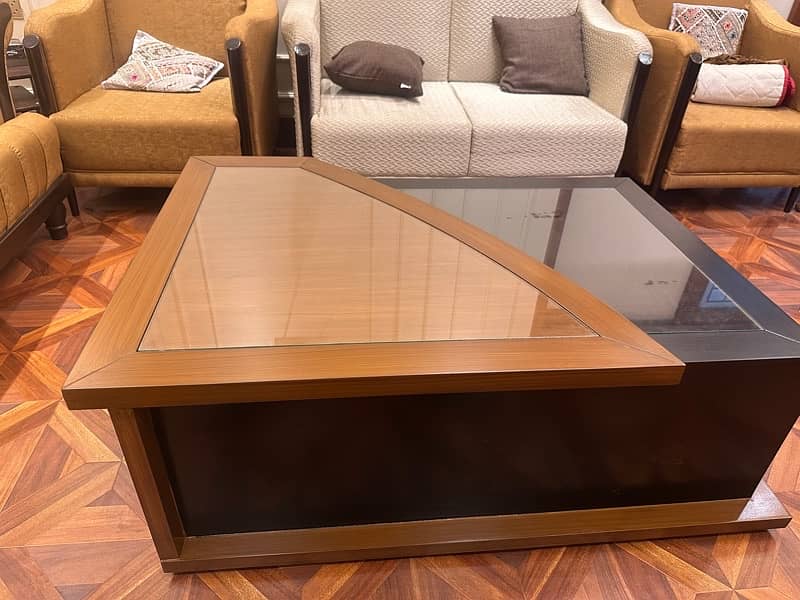 Coffee table / Center teble / Wooden table / Table 0