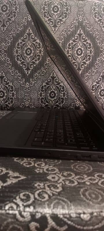 Dell laptop 3