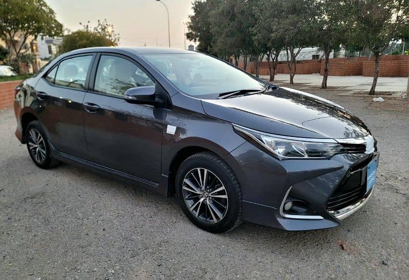 Toyota Corolla Altis 2017 3