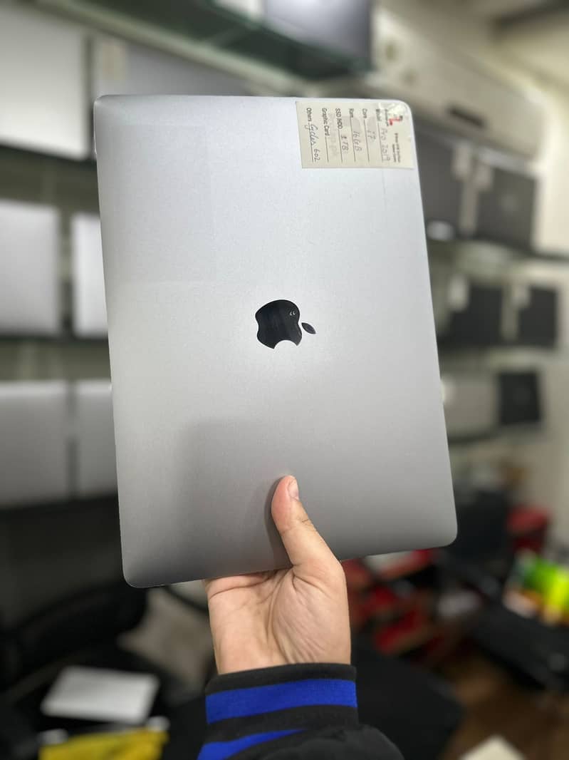 macbook pro 11