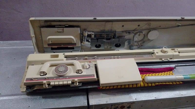 Singer & brother Knitting Machines 3