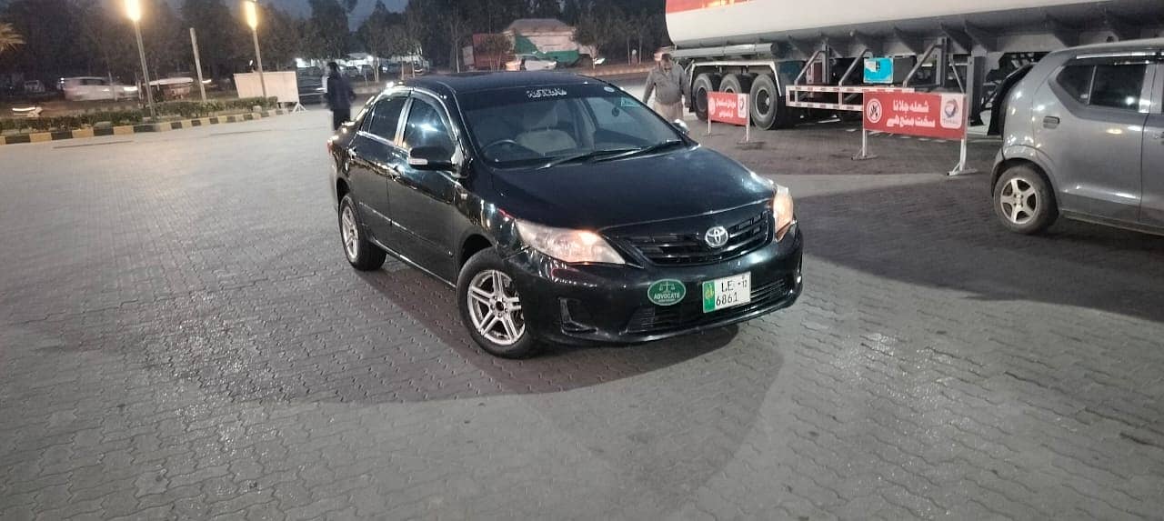 Toyota Corolla GLI 2012 5