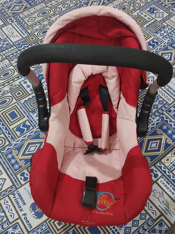 Baby Carry Cot like Brand New (Condition 10/10) 0