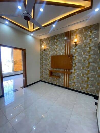 5 Marla Brand New House For Sale In Bahria Town - Overseas C Block Bahria Town Canal Road Lahore 12