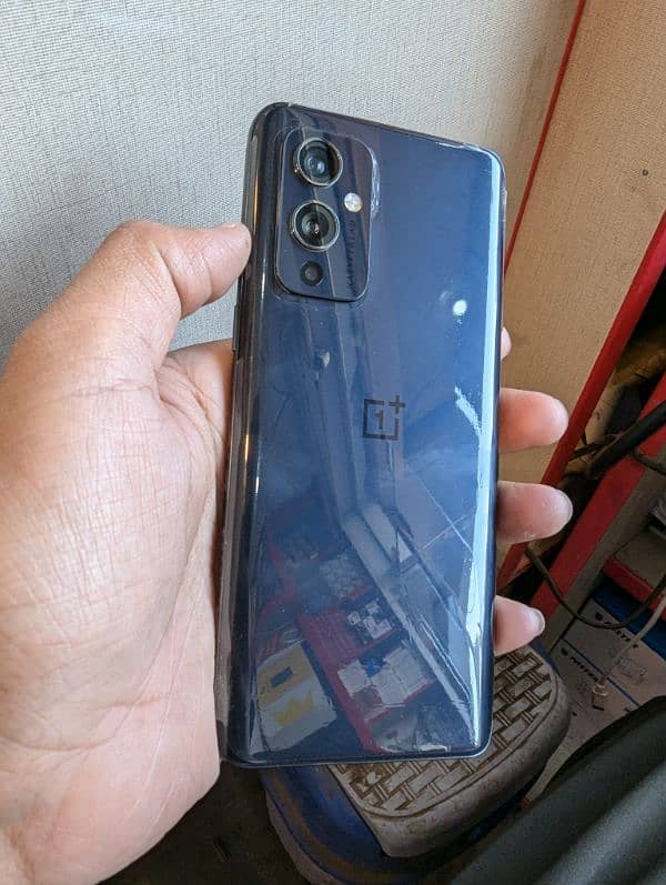 OnePlus 9 5