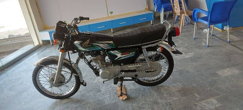 Honda CG 125 2023 2