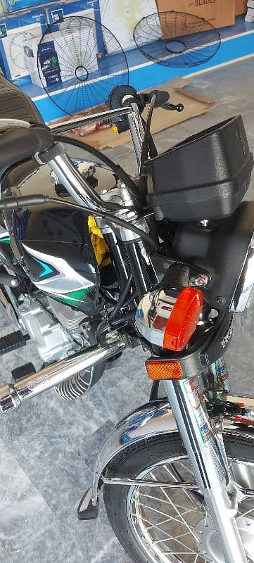 Honda CG 125 2023 7