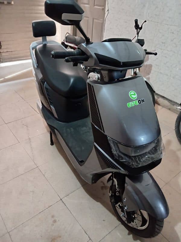 Brand new Electric Scooty for sale 1