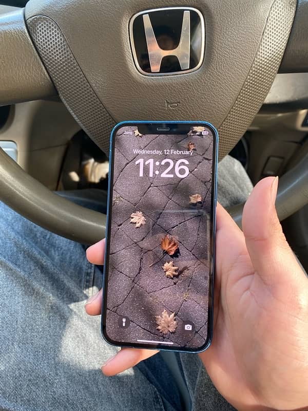 iPhone 12 dual physical 2