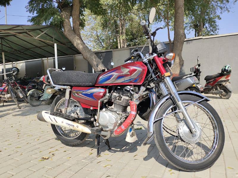 Honda CG 125 2022 Model Lush Condition 8