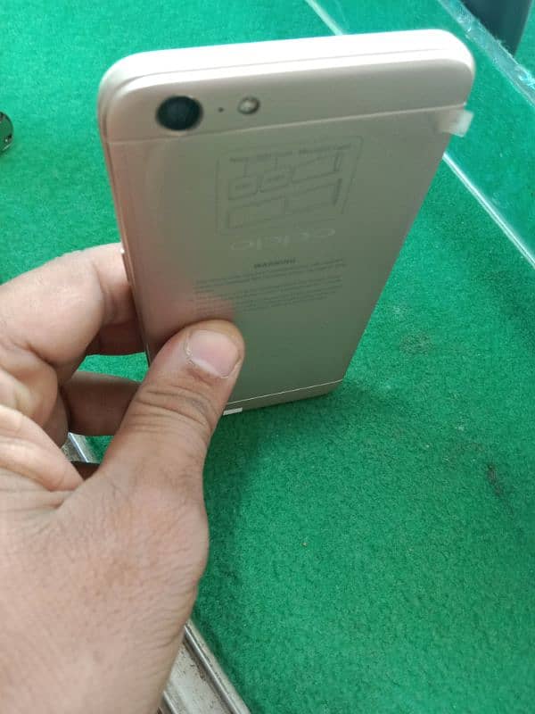 oppo A57 5