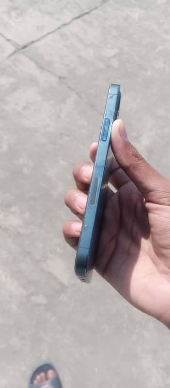 iPhone 12 Pro Urgent sale 80k se nechy waly contact na kre 1