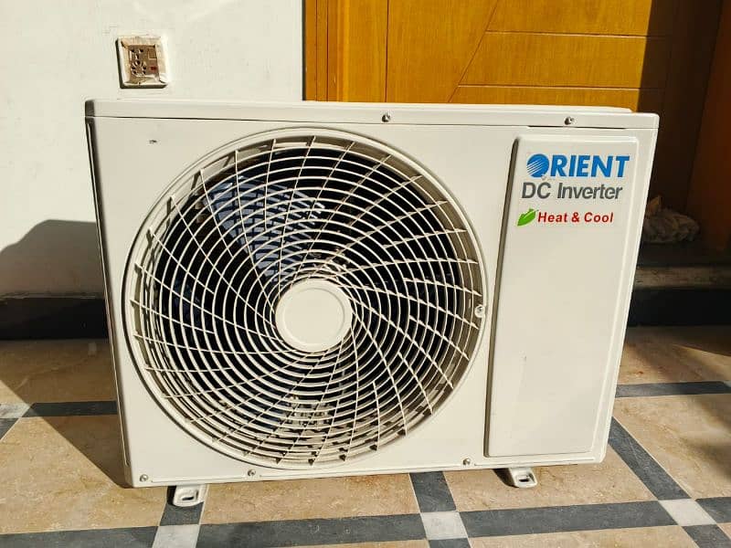 Orient AC 1 ton 8